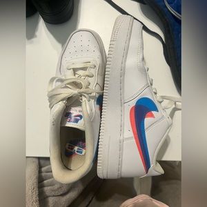 white Nike air force 1. lightly worn. no stains